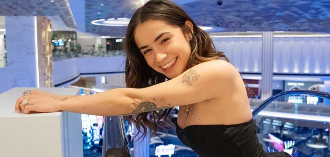 Daisy Blooms Real Name, Age, Height and Bio