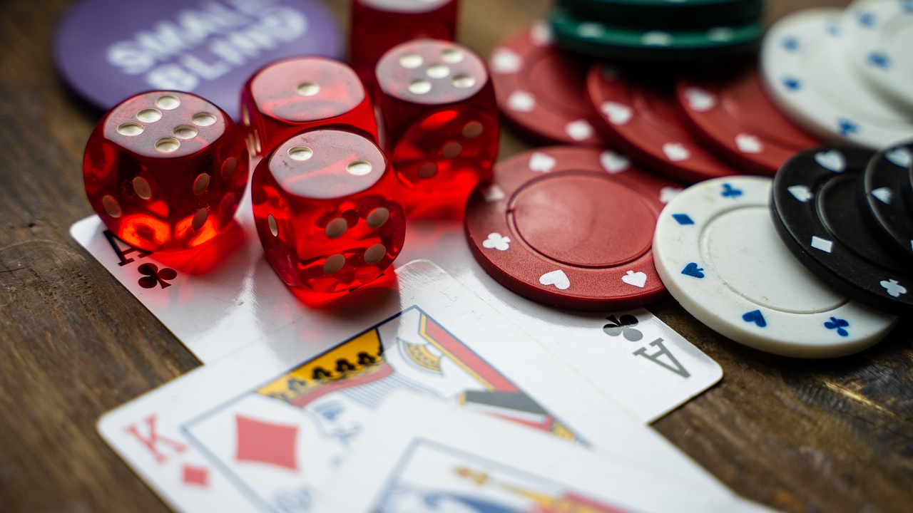 What is Online Gambling?